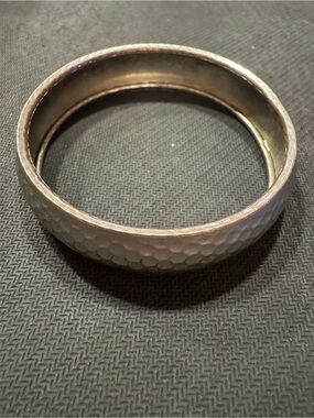 Hammered Metal Bangle Bracelet in Silver Tone